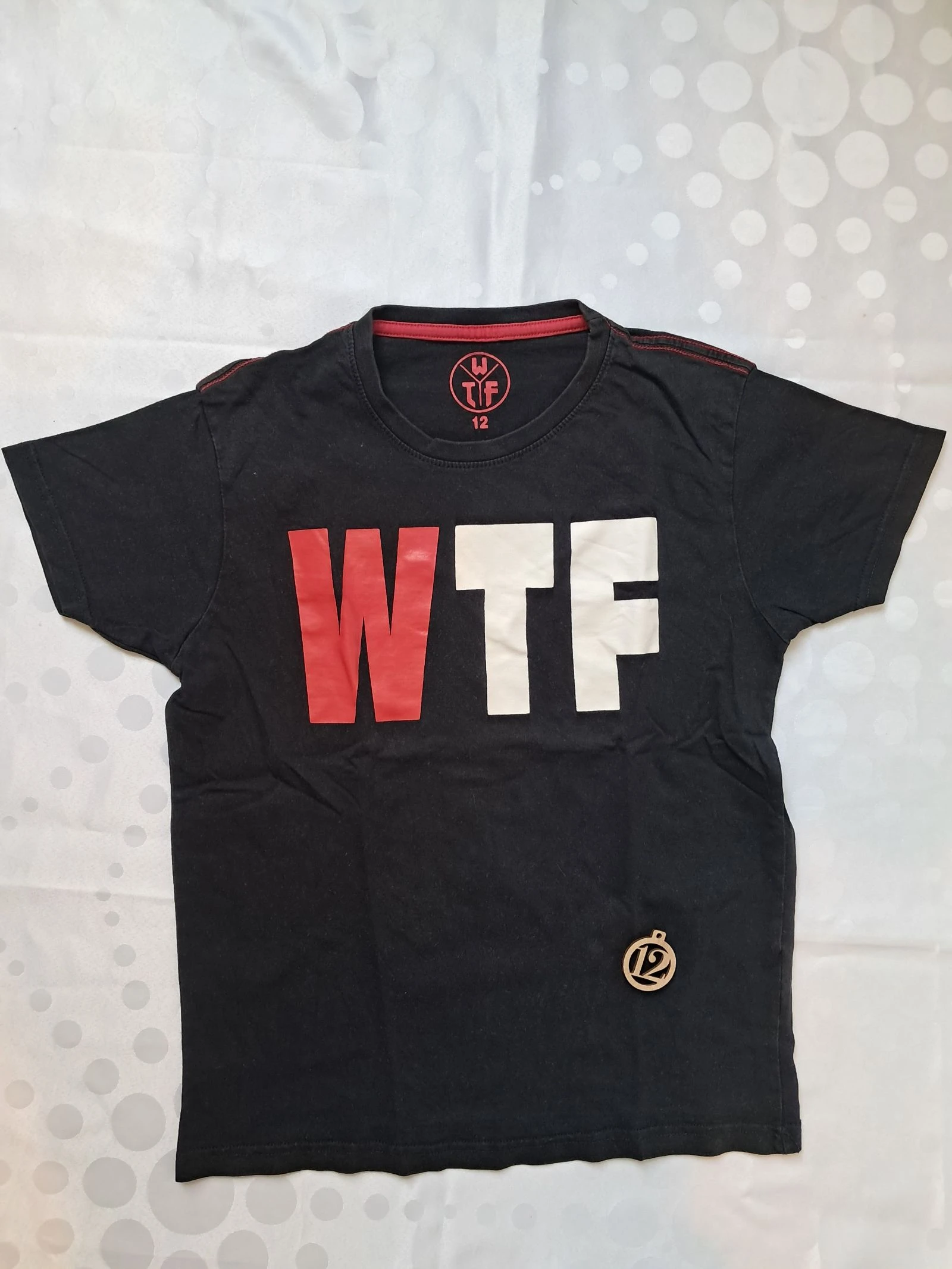 Tee-shirt manche courte taille 12ans 